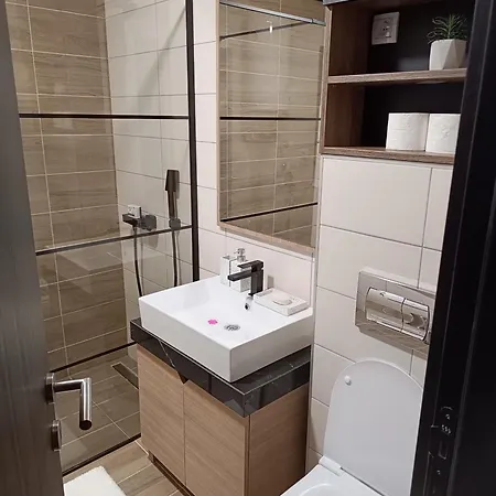 Suncana Planina 104 *