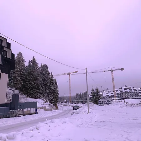 Suncana Planina 104 아파트